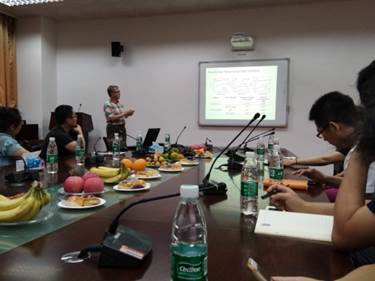 说明: C:\Users\Administrator\Desktop\2018.09.28美国西北大学Randall Q. Snurr教授来我院讲学\图片1.jpg